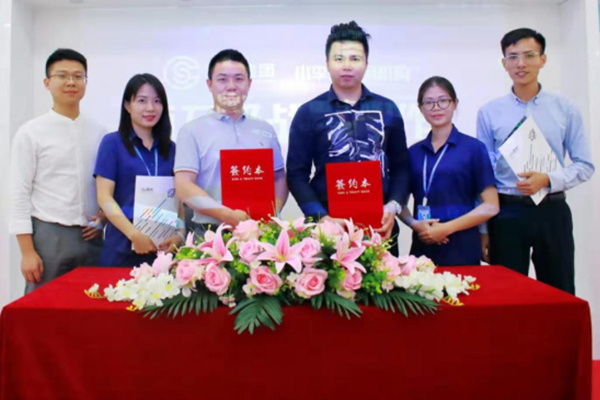 重生联手小李白，打造航母级品牌
